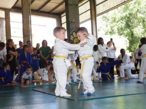 CEIP Juan Fernández Latorre, clase de judo en familia