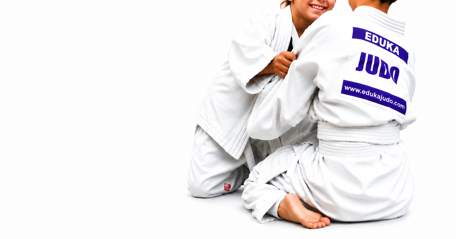 Niños practicando judo en EDUKAJUDO - escuela de judo para niños en A Coruña